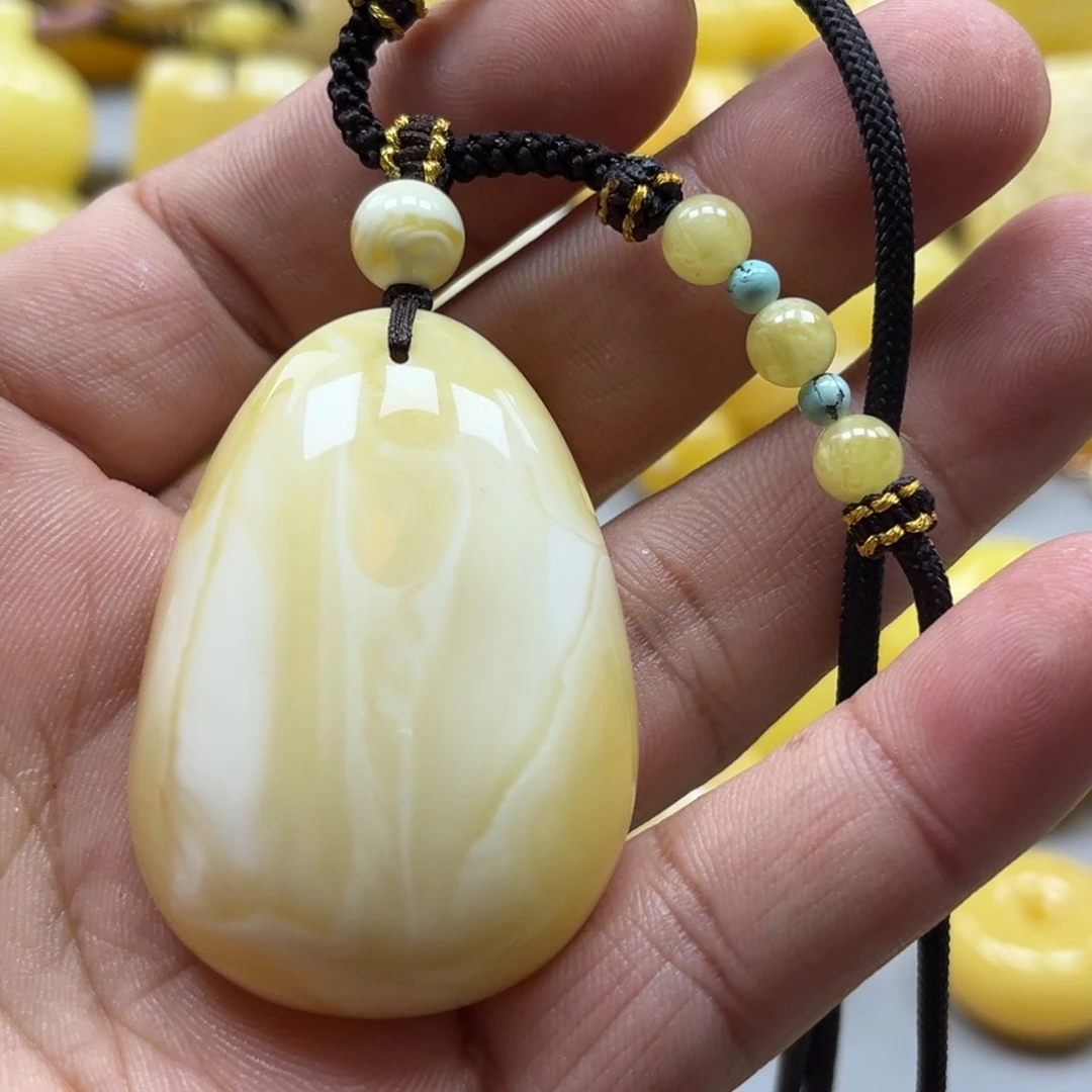 蜜蜡珠宝奇石未镶嵌