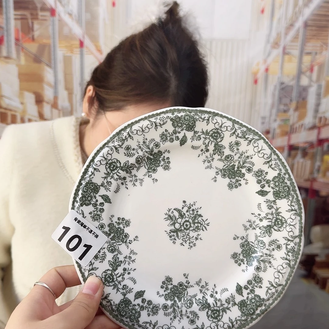 骨瓷20cm一个平盘瑕疵品不忒不还(39米包邮)