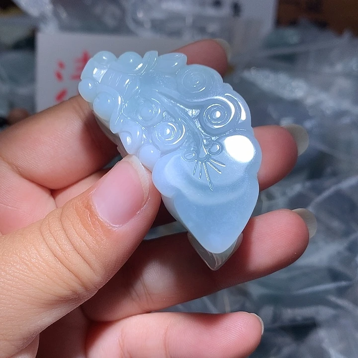 翡翠未镶嵌颈饰保真天然a货翡翠