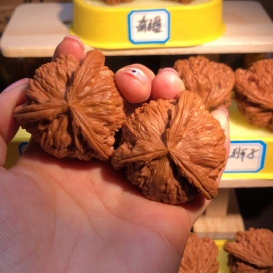 王***府手串/手链核桃白狮子三棱