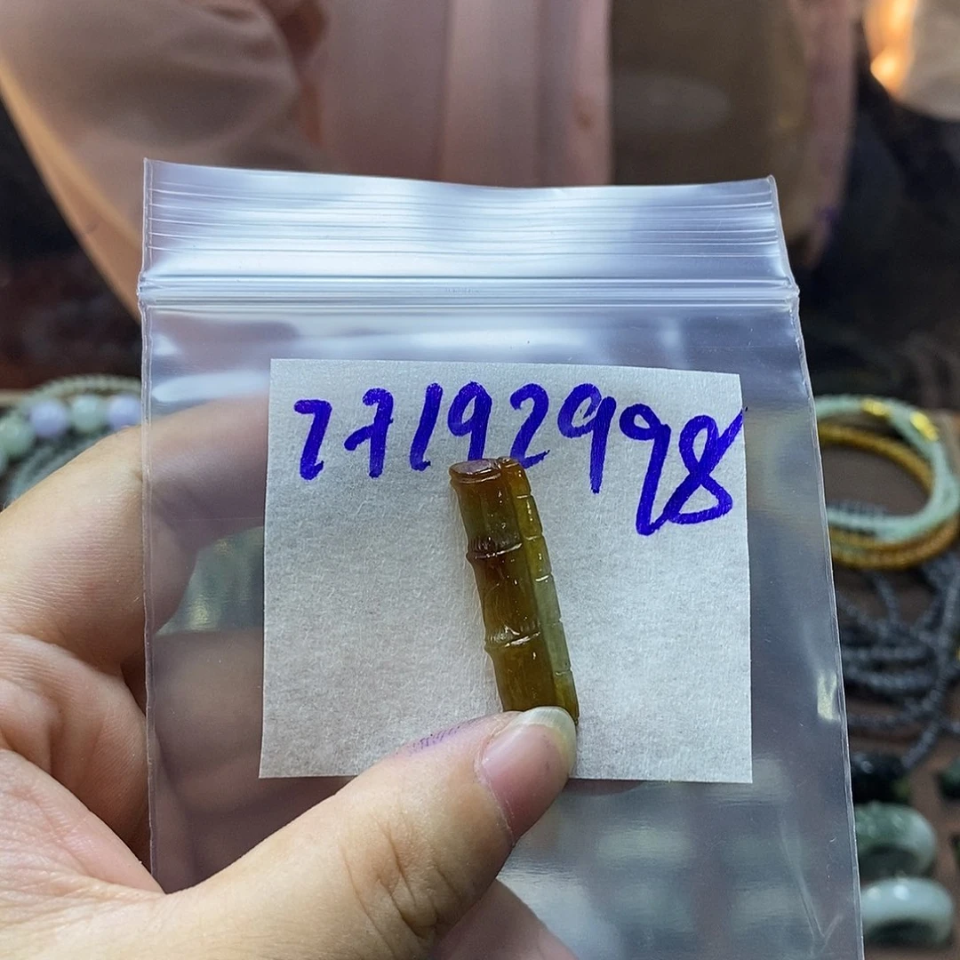 未镶嵌定制翡翠翡翠