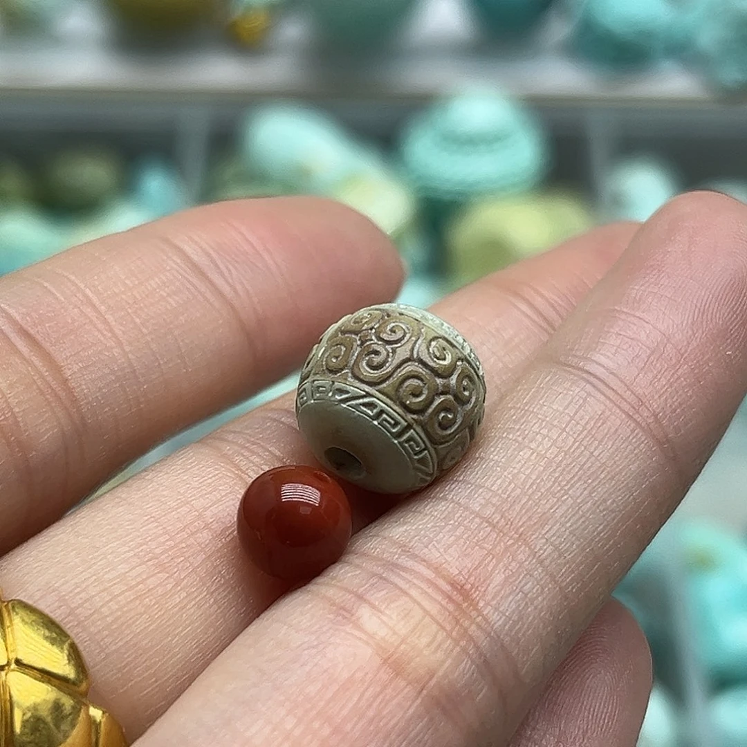 南红玛瑙未镶嵌珠宝奇石