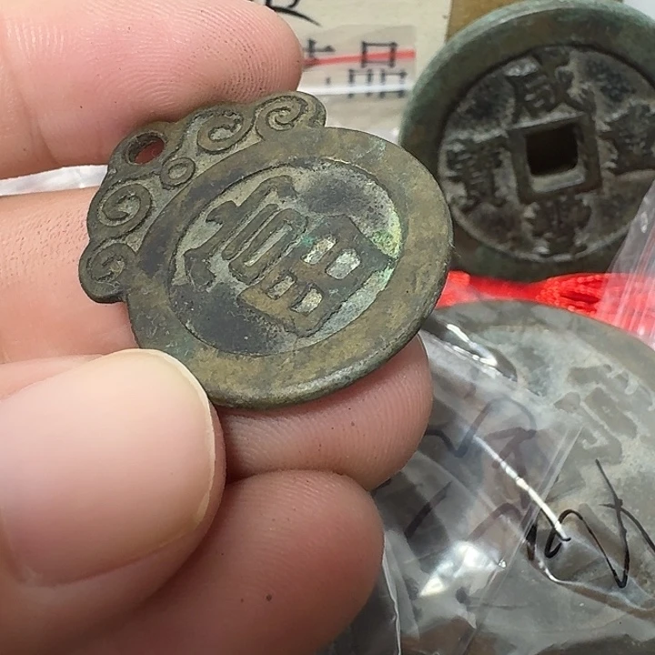 用***号铜现代工艺品花钱