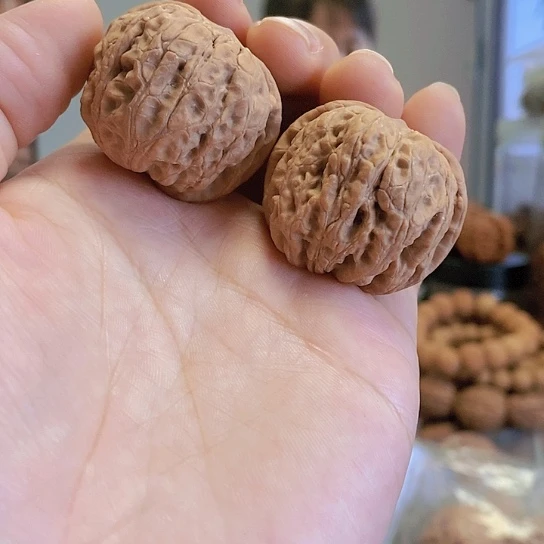 【闪购商品】把件文玩核桃35闷尖石墩小众