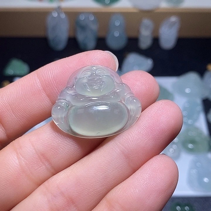 颈饰未镶嵌翡翠佛公