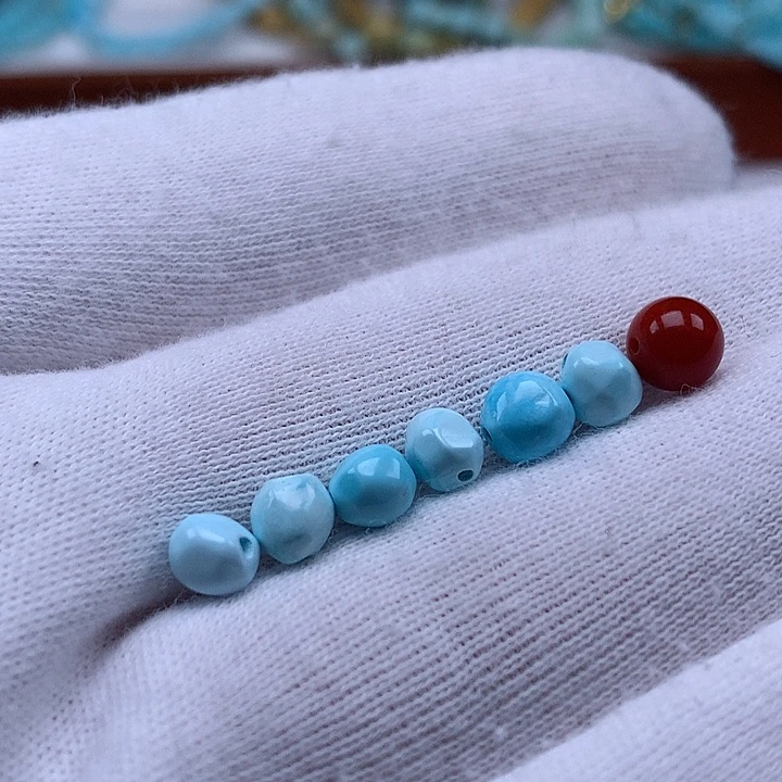 南红玛瑙未镶嵌珠宝奇石