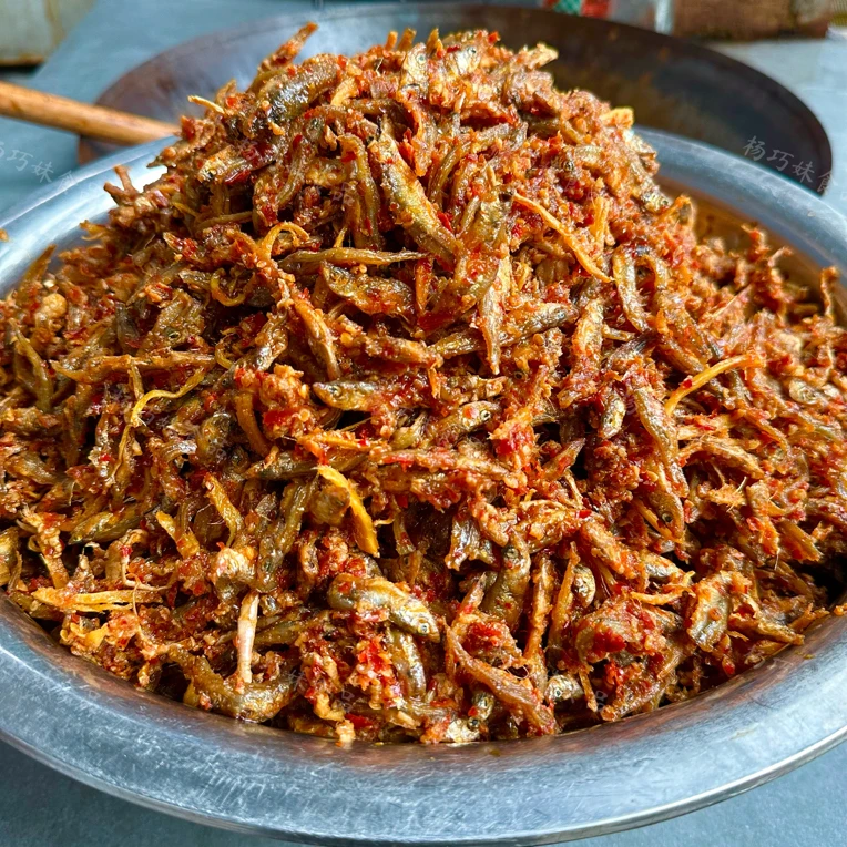 杨巧妹香辣小鱼干鱼仔辣椒酱江西特产美食厨房调味品下饭菜佐餐