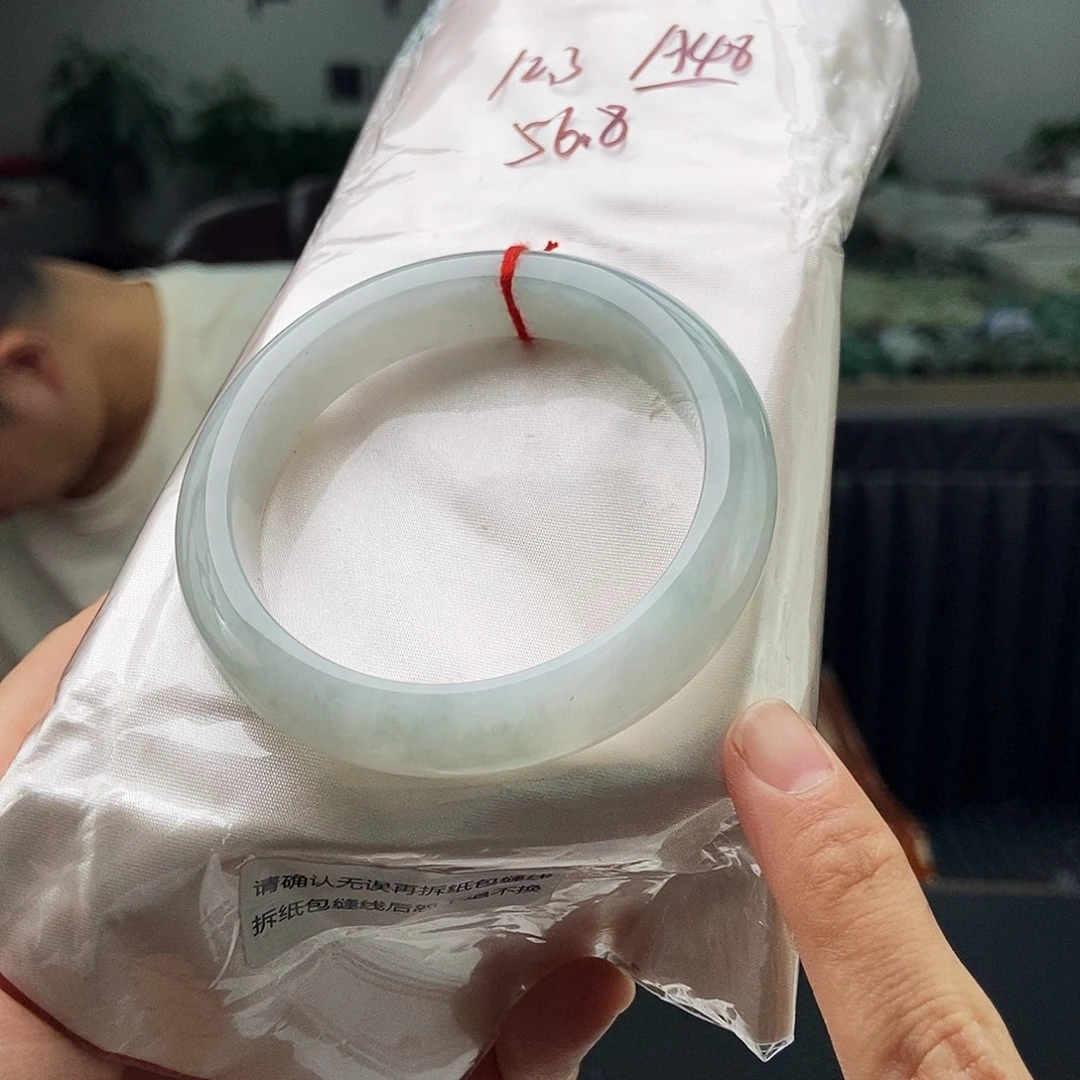 翡翠未镶嵌手镯拍一发一