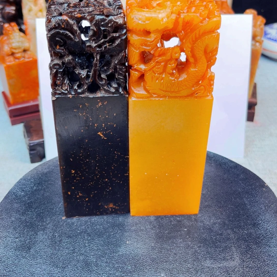 抠***兔寿山石捡漏瑕疵品