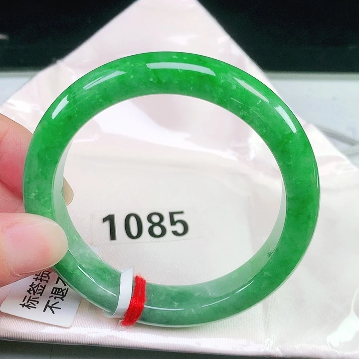 翡翠未镶嵌手镯1085