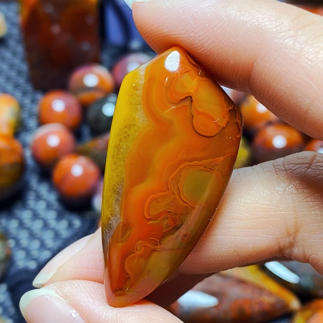 未镶嵌颈饰玛瑙/玉髓