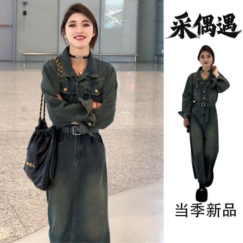 复古蓝牛仔连衣裙长袖春秋新款港风显瘦设计气质宽松收腰开叉长裙