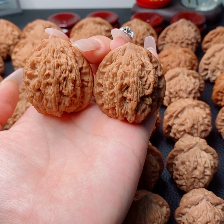 文玩核桃把件麦虎39，42.8克