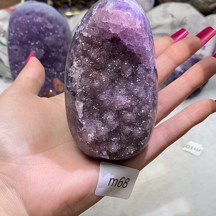 紫晶未镶嵌大型摆件（非配饰）