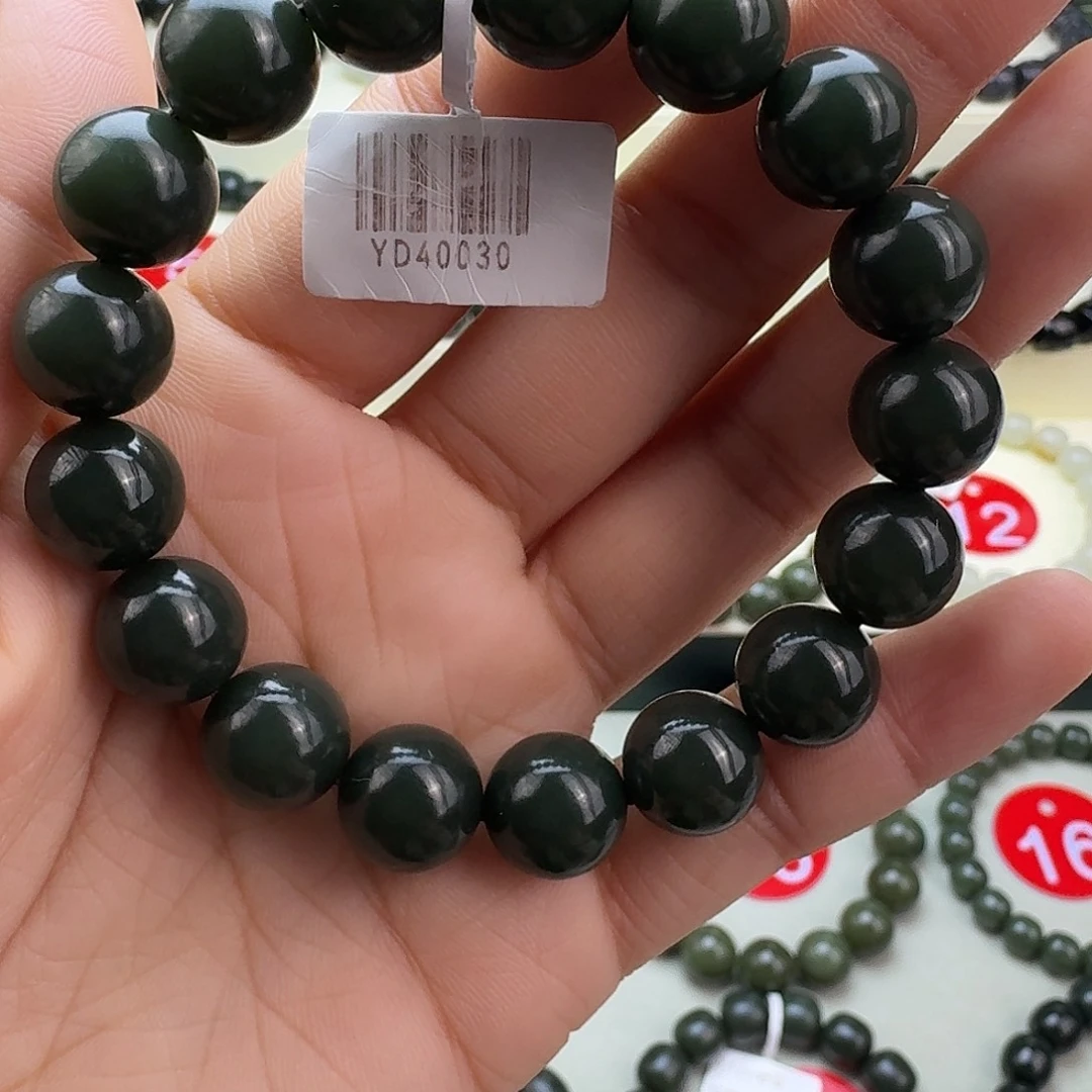 和田玉未镶嵌手串