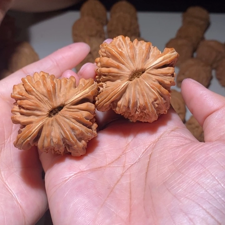 爱***玩文玩核桃吊坠四座楼