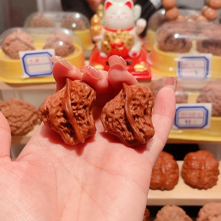 文玩核桃把件小鸟