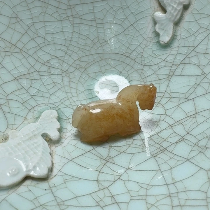无***剑瓷片双鱼青瓷开片大碗