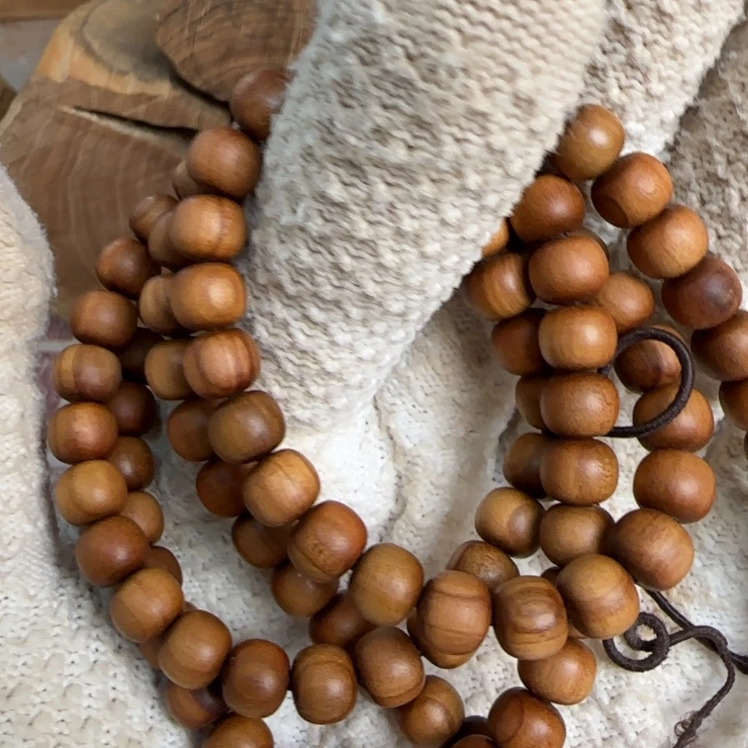 檀香木其他7.8顺纹多圈沉水款