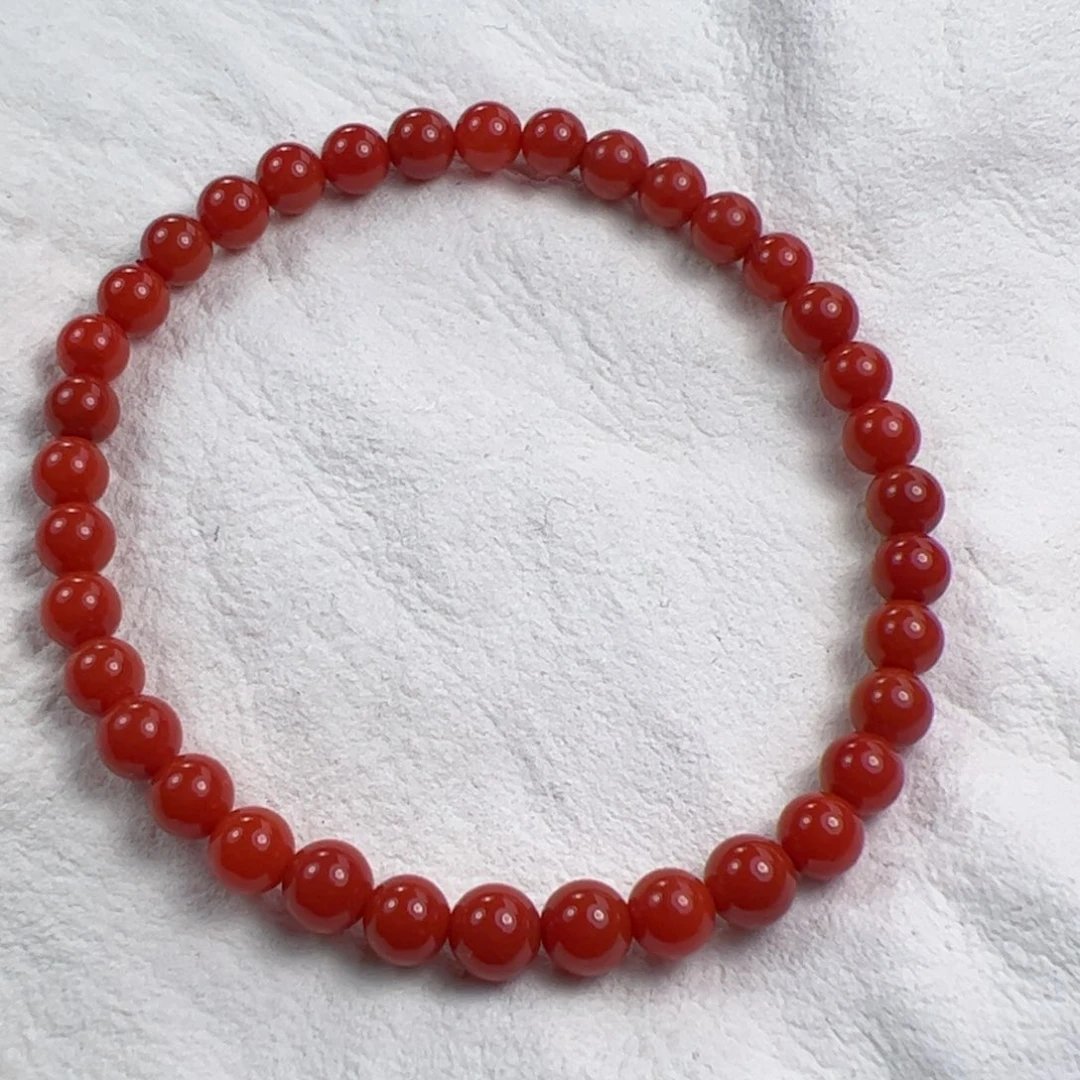 南红玛瑙手串未镶嵌