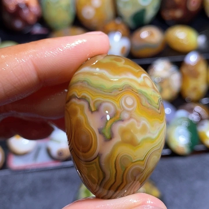 未镶嵌玛瑙/玉髓珠宝奇石