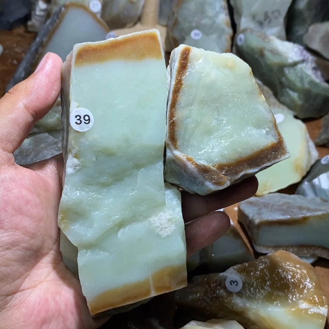 未镶嵌和田玉珠宝半成品领*: