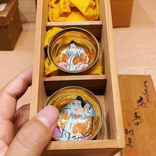 万千严选瓷器杂货如图所示纷**扰