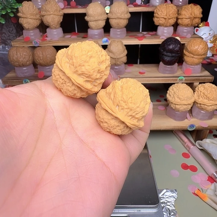 文玩核桃吊坠21号车35尺寸珊瑚奶球