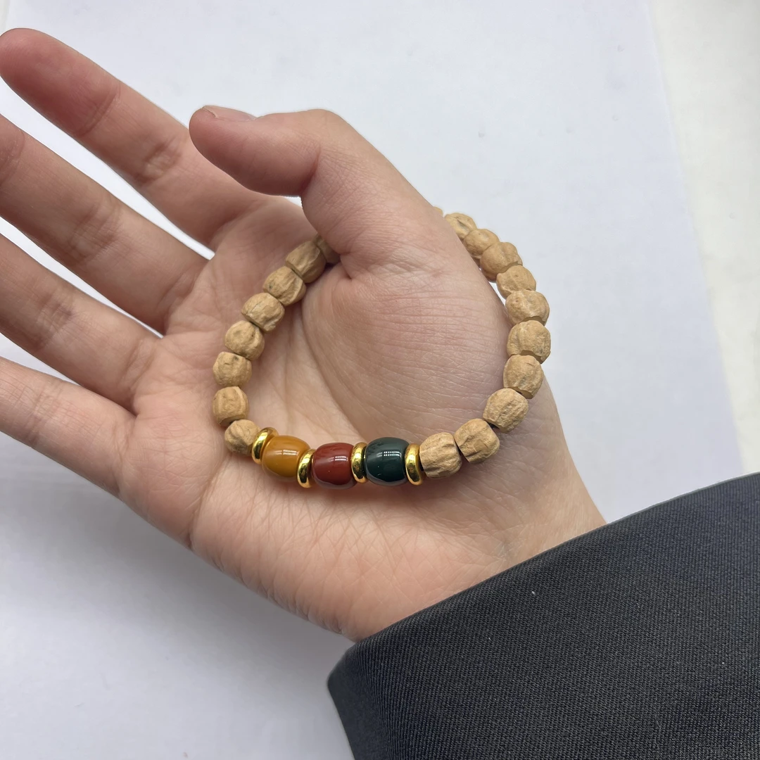 百香籽手串卡6单圈柏香籽 071（无礼盒 ）