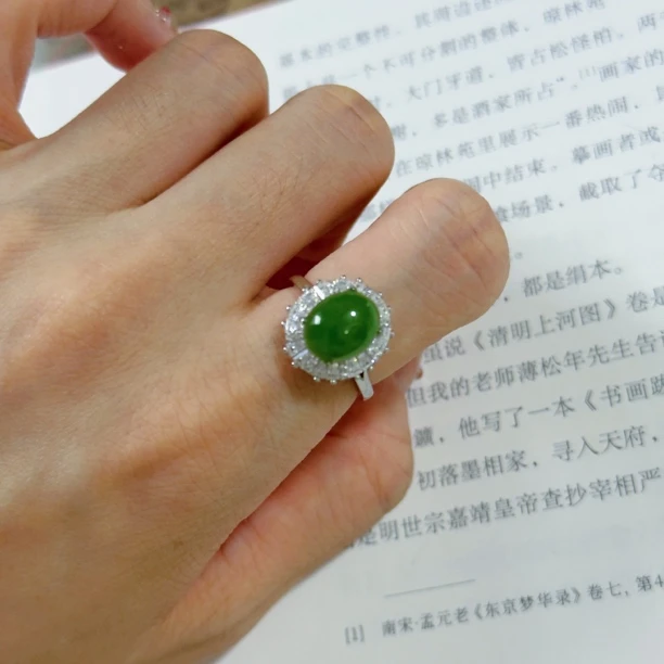 和田玉碧玉小鸽子蛋戒指无黑点
