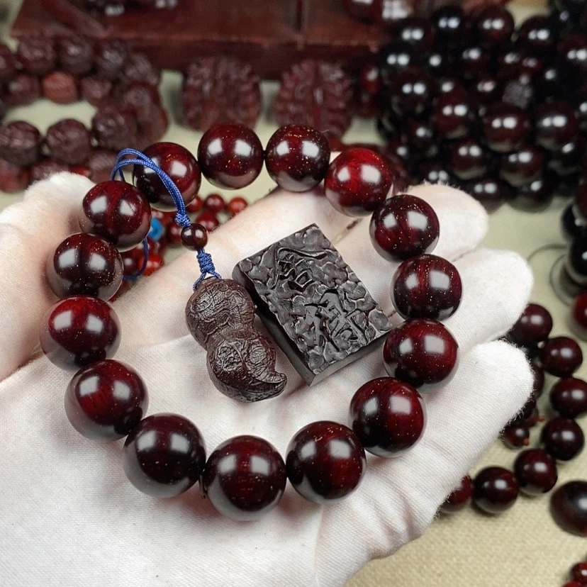 【闪购商品】小叶紫檀手串/手链小*冠1.5