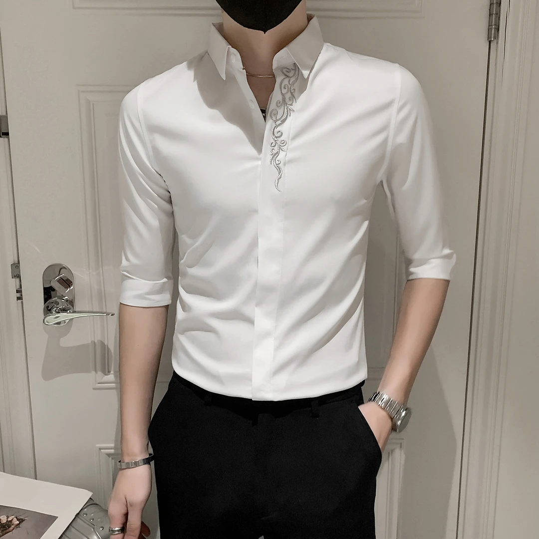 因吉萨勒高级感刺绣衬衫男短袖夏季潮流修身韩版痞帅七分中袖衬衣