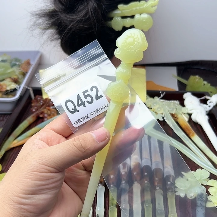 蛇纹石玉发饰合金瑞*