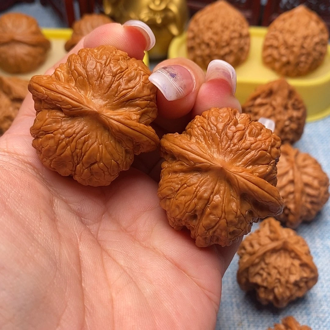 文玩核桃把件毕业血麒麟41尺全品