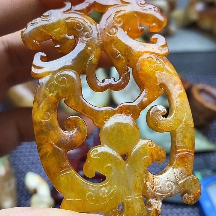 未镶嵌蛇纹石玉颈饰