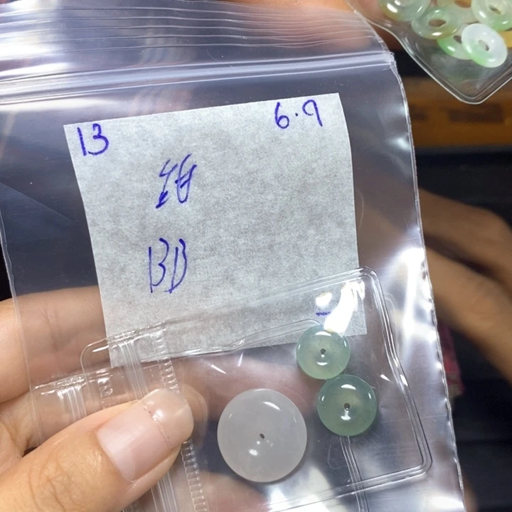 定制翡翠未镶嵌甜****力
