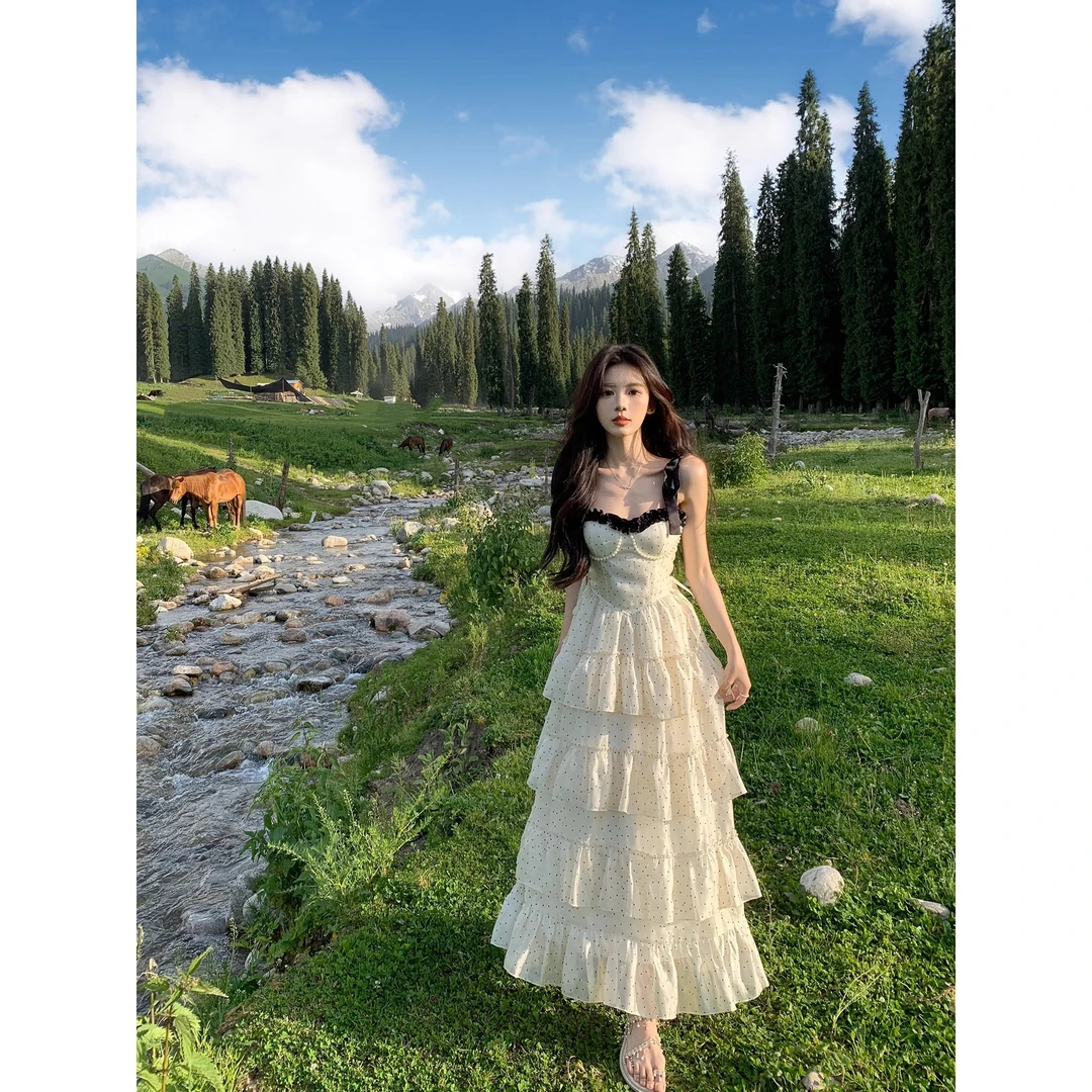 一颗甜桃yikett香榭奥黛丽波点连衣裙女夏日绝美小裙子吊带裙2005