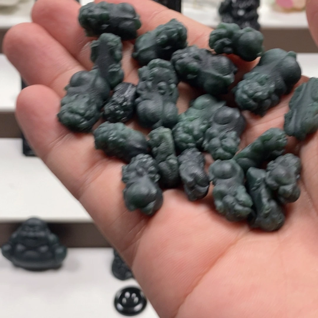 定制翡翠未镶嵌天然A货墨翠貔貅