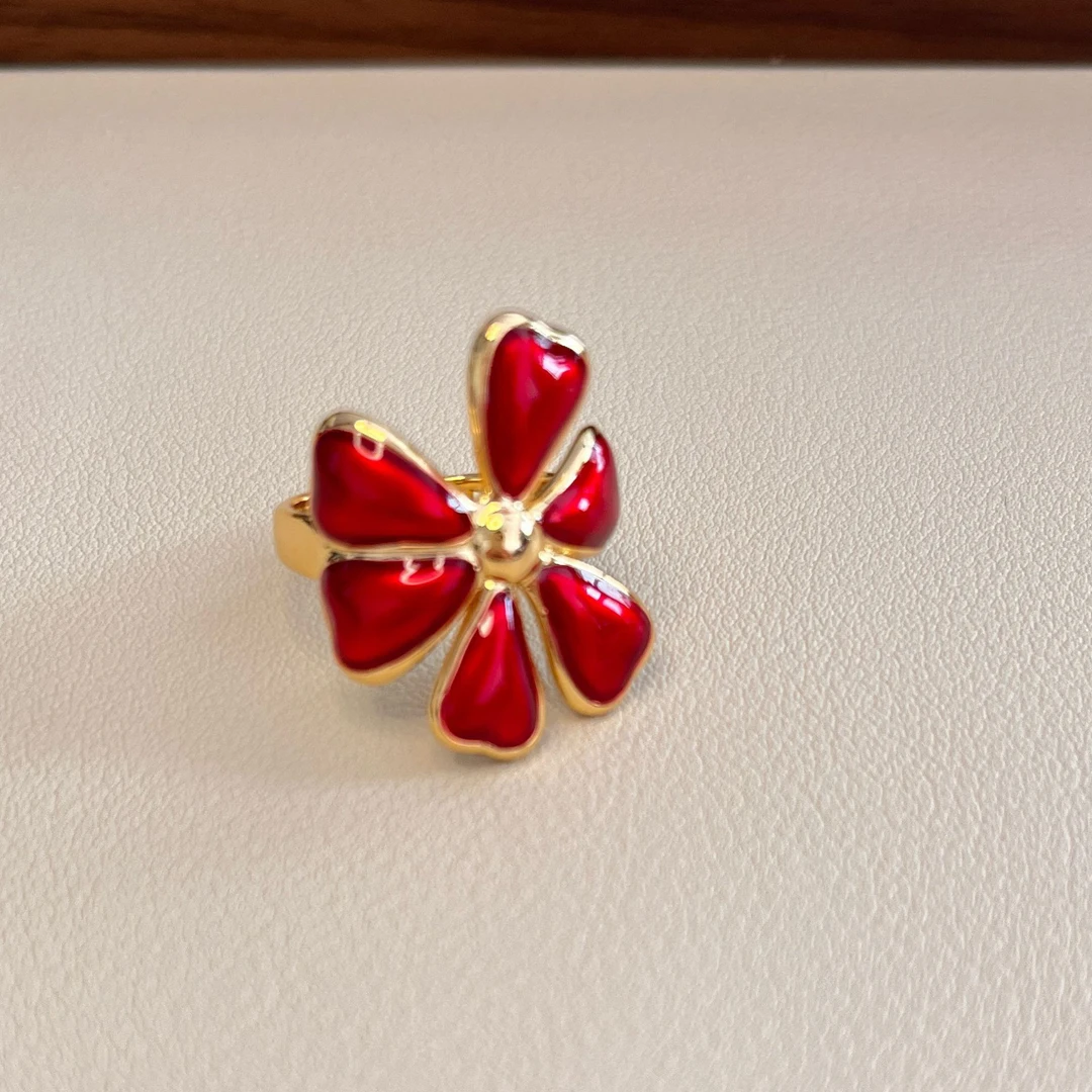 黄铜合成锆石戒指 法式设计师款气质轻奢时尚指环戒指