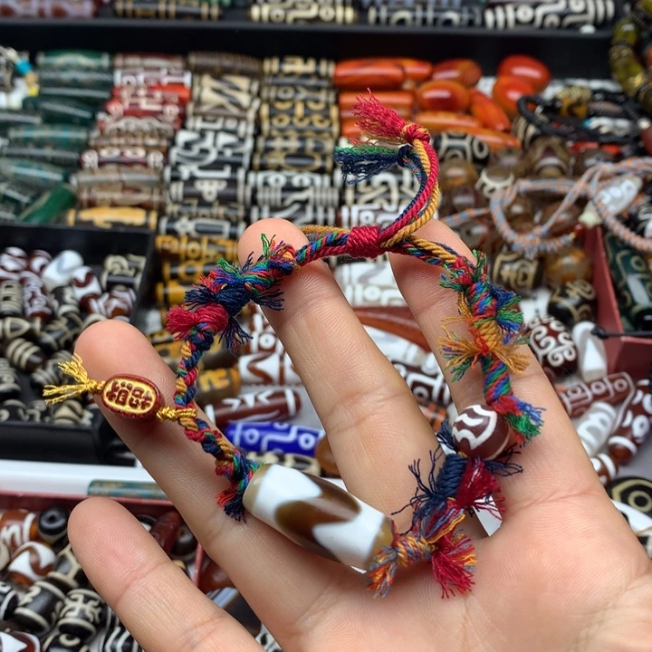 玛瑙/玉髓未镶嵌吊坠(赠链)