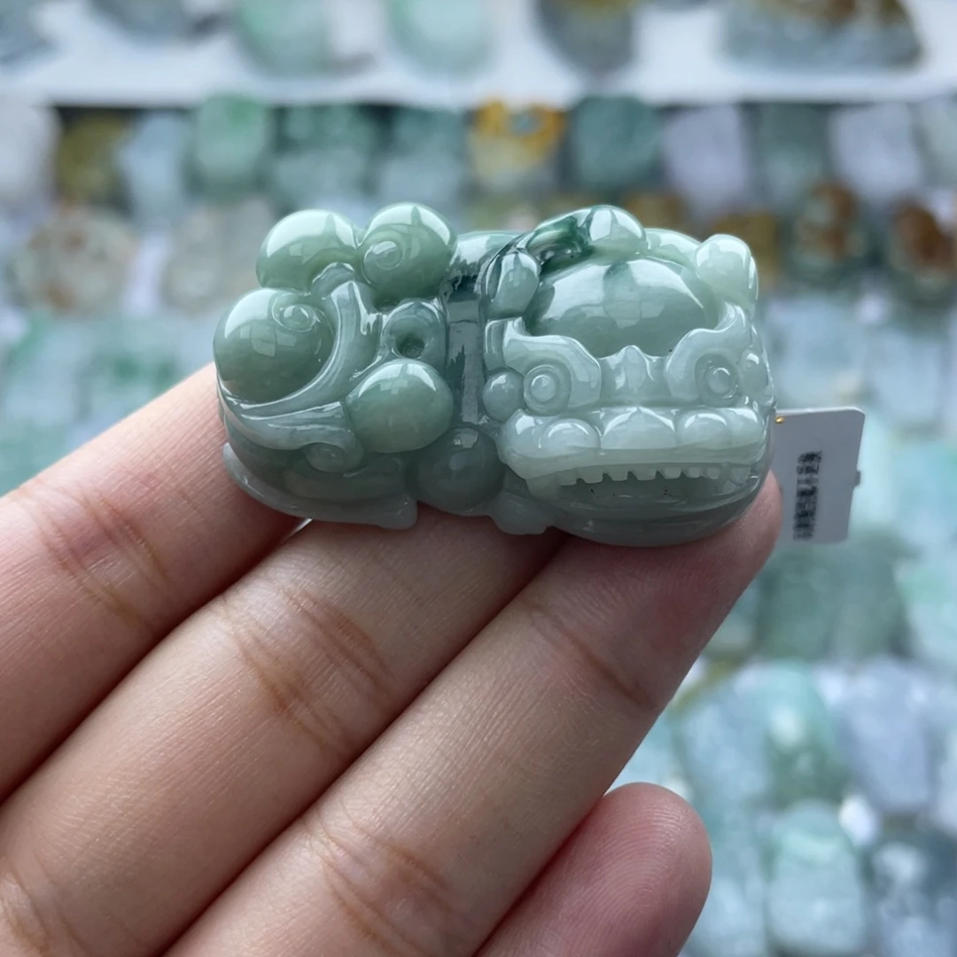 颈饰未镶嵌翡翠貔貅