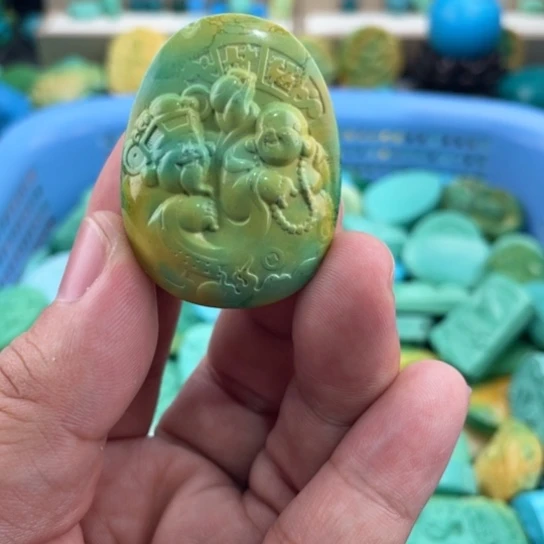 未镶嵌菱锰矿珠宝半成品