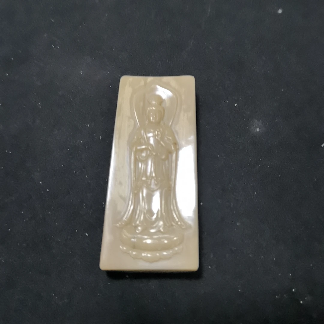猛犸约32.8克雕刻件L36