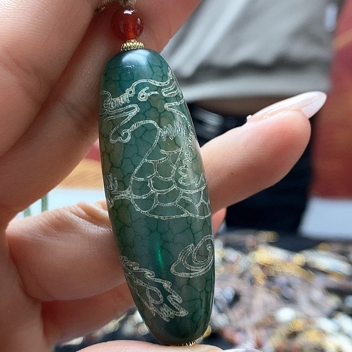 玛瑙/玉髓颈饰合金