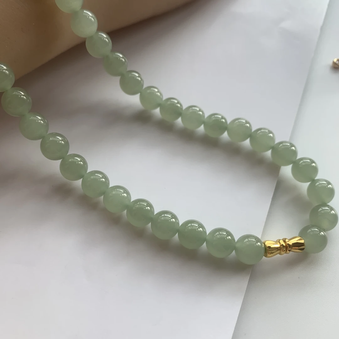 和田玉项链妈妈老料高冰晴水8mm绿色