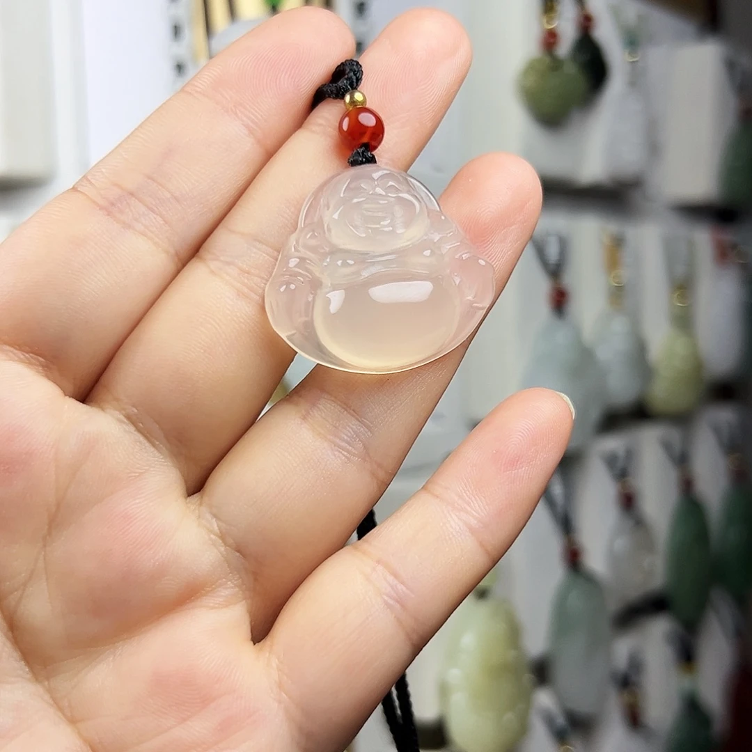 颈饰未镶嵌石英质玉（金丝玉）