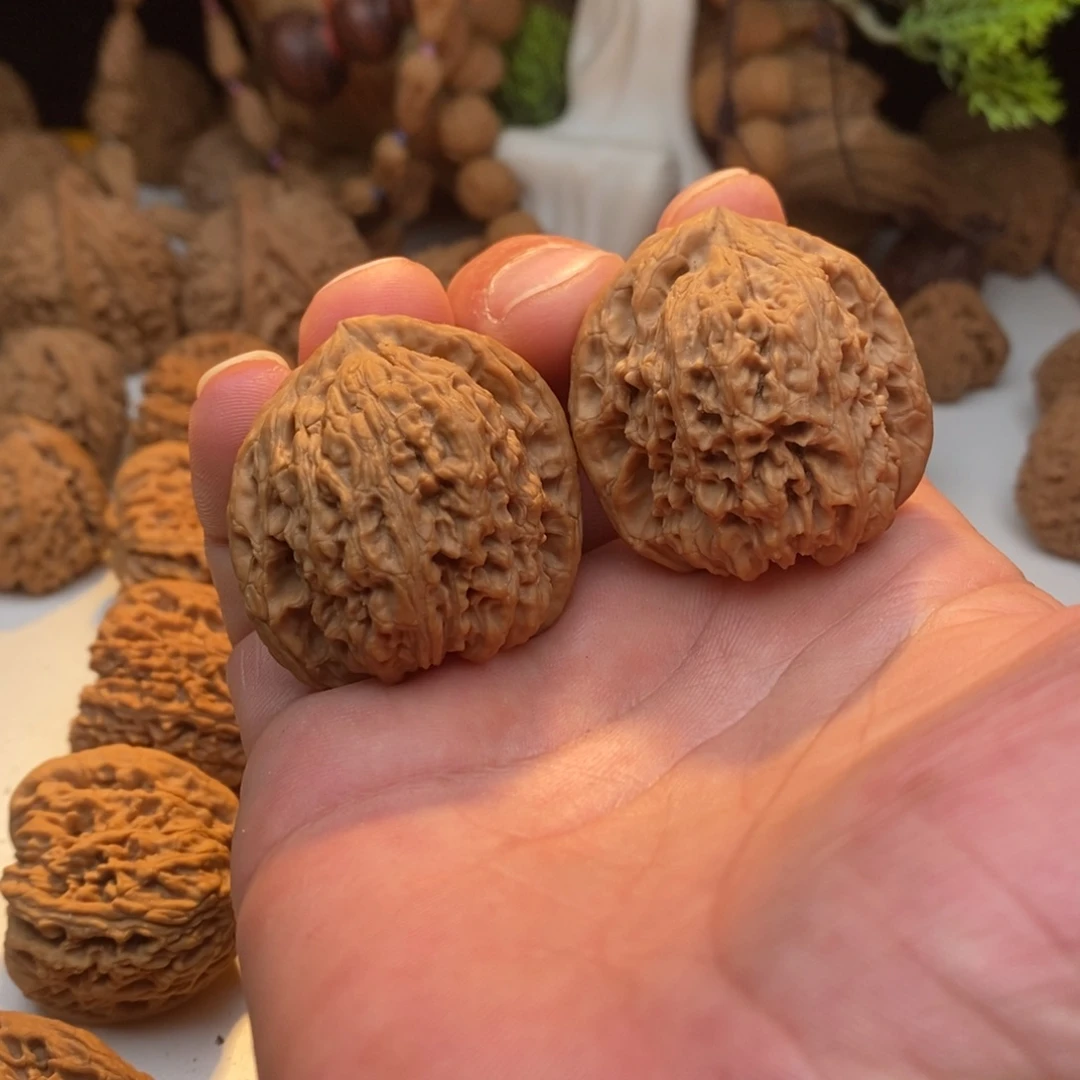 吊坠文玩核桃逐鹿拉丝丑南疆石39