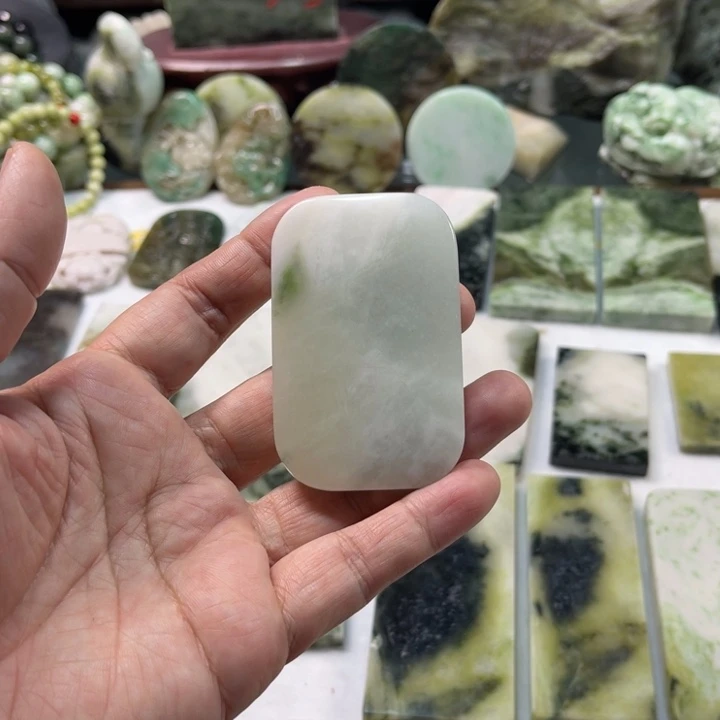 独山玉颈饰未镶嵌9****5