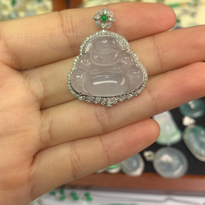 翡翠18K金镶嵌颈饰翡翠