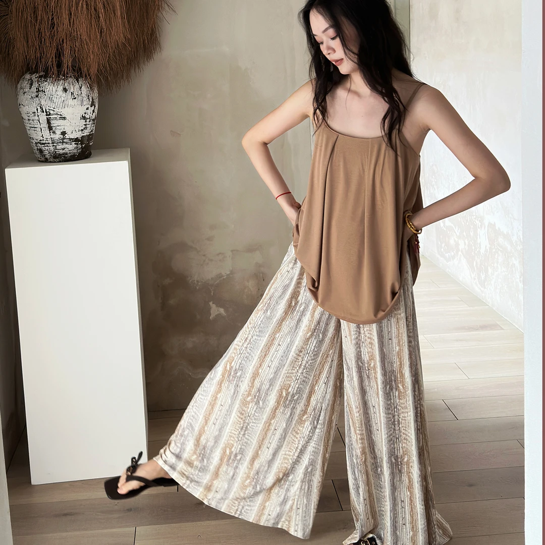 带胸垫一体吊带睡衣女夏季薄款莫代尔无袖性感可外穿家居服两件套